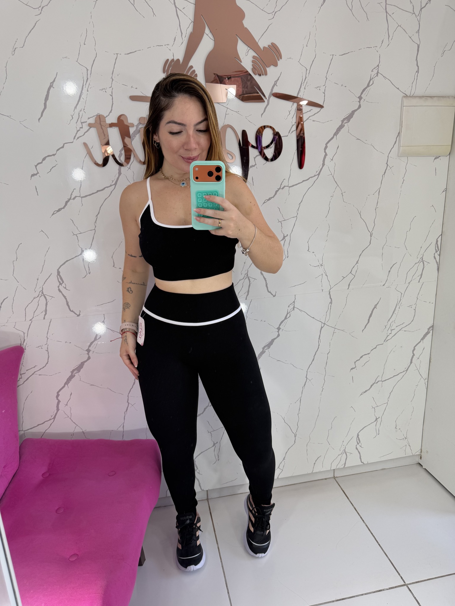 Conjunto em legg no canelado sem costura