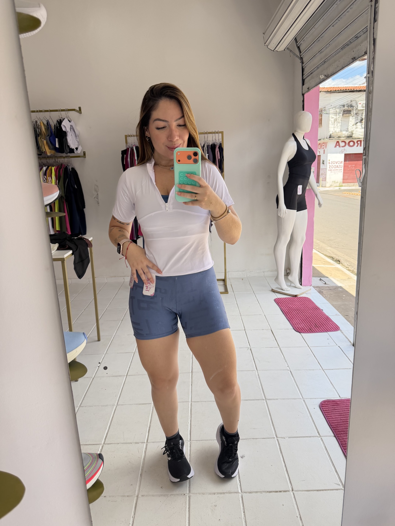 Blusa alta compressão com zíper