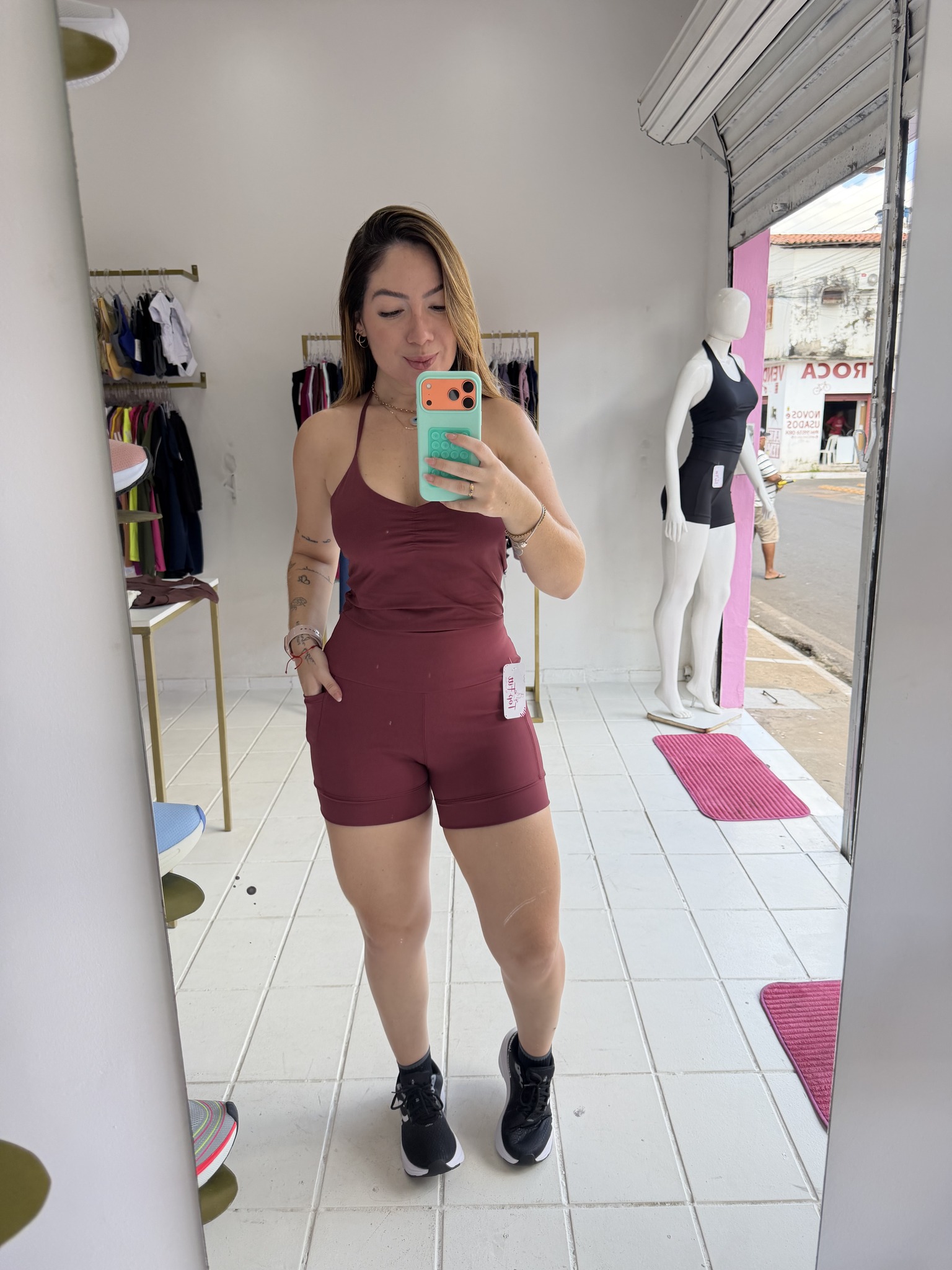 Blusas frente única