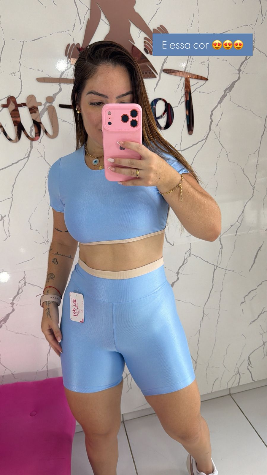 Conjunto canelado brilhoso
