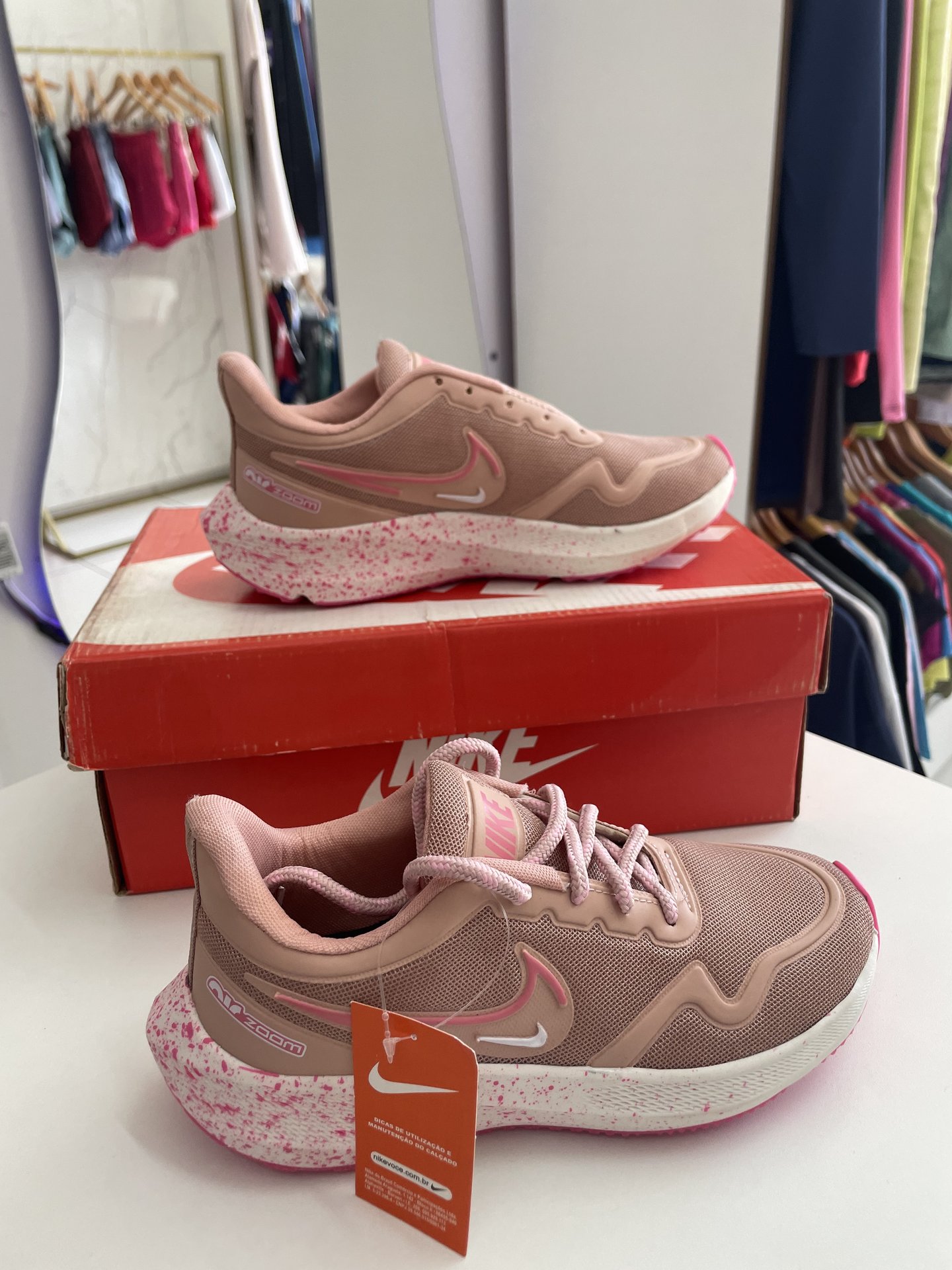 Tenis rosa Nike