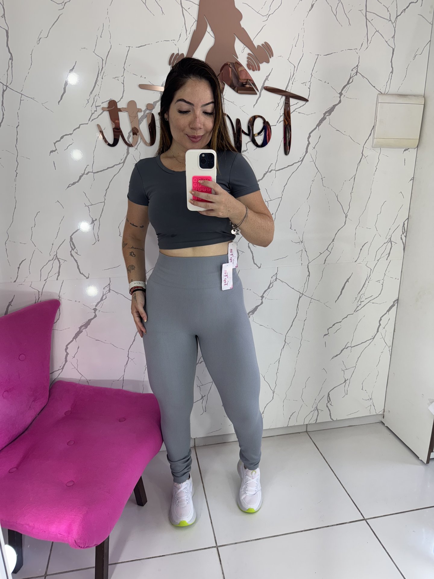 Legg canelado sem costura