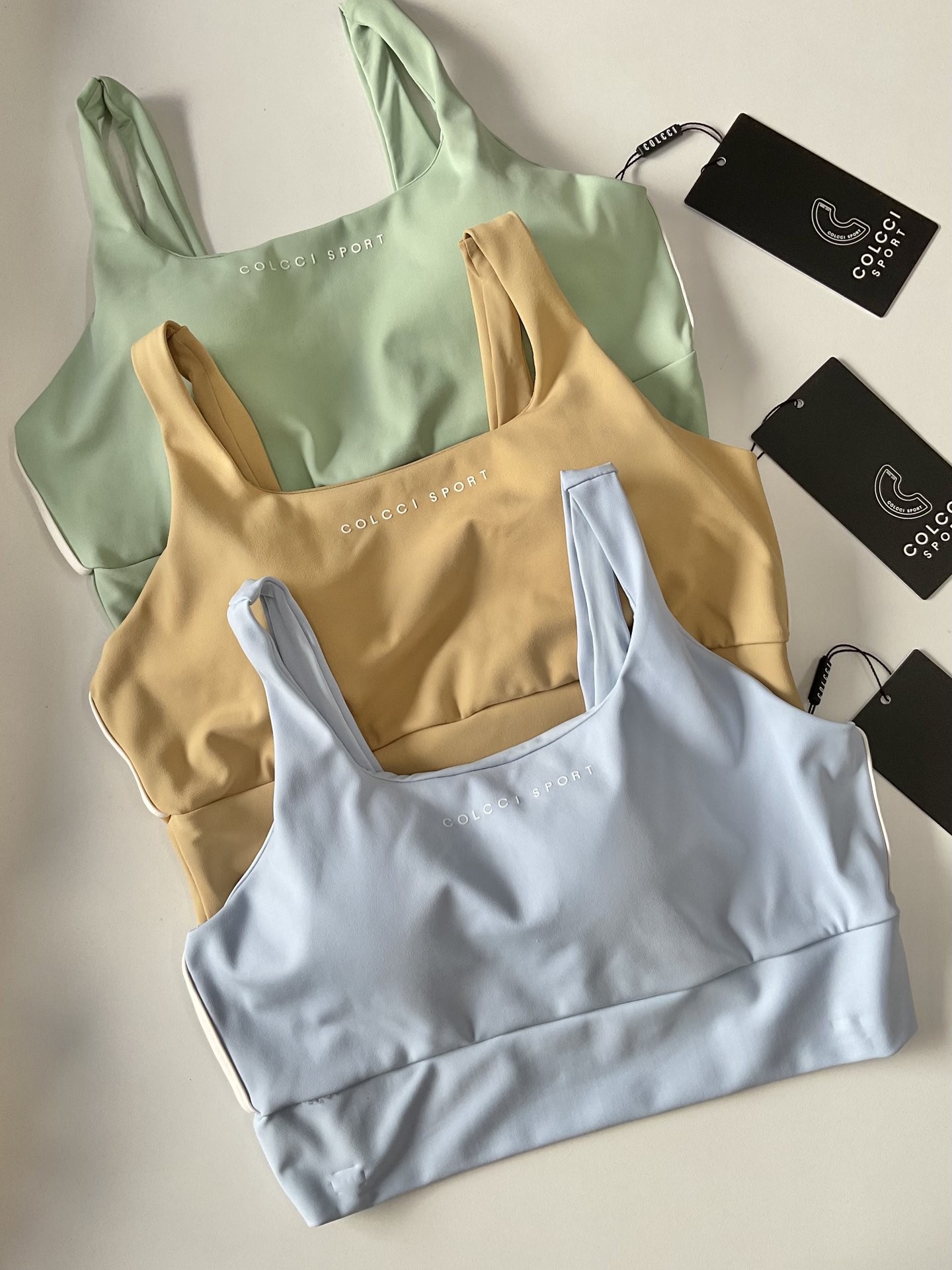 Top colcci