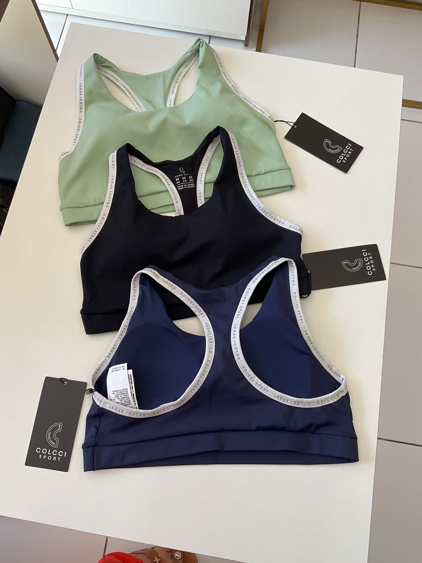 Top colcci