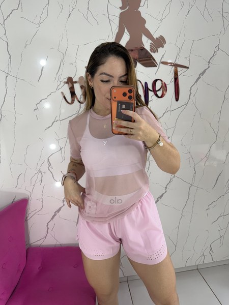 Blusa em Tule