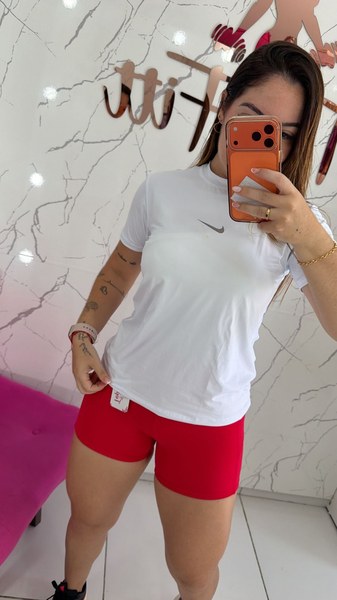 Blusa Nike feminina