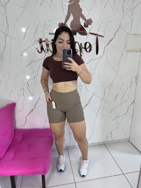 Short canelado bolso