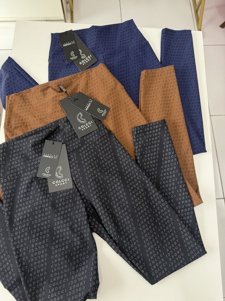 Legg Colcci Letrada